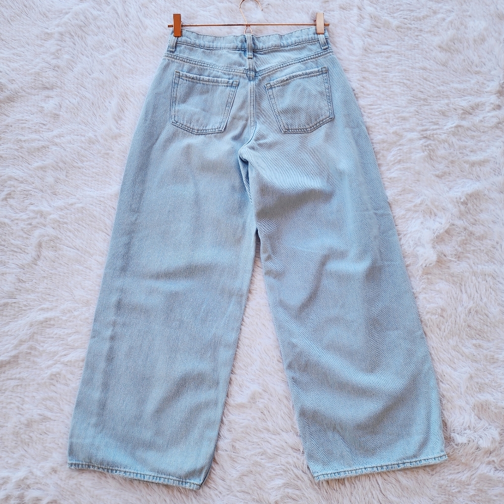 Old Navy Midrise Ripped Baggy‎ Wide Leg Light Wash Jeans - Picture 6 of 7